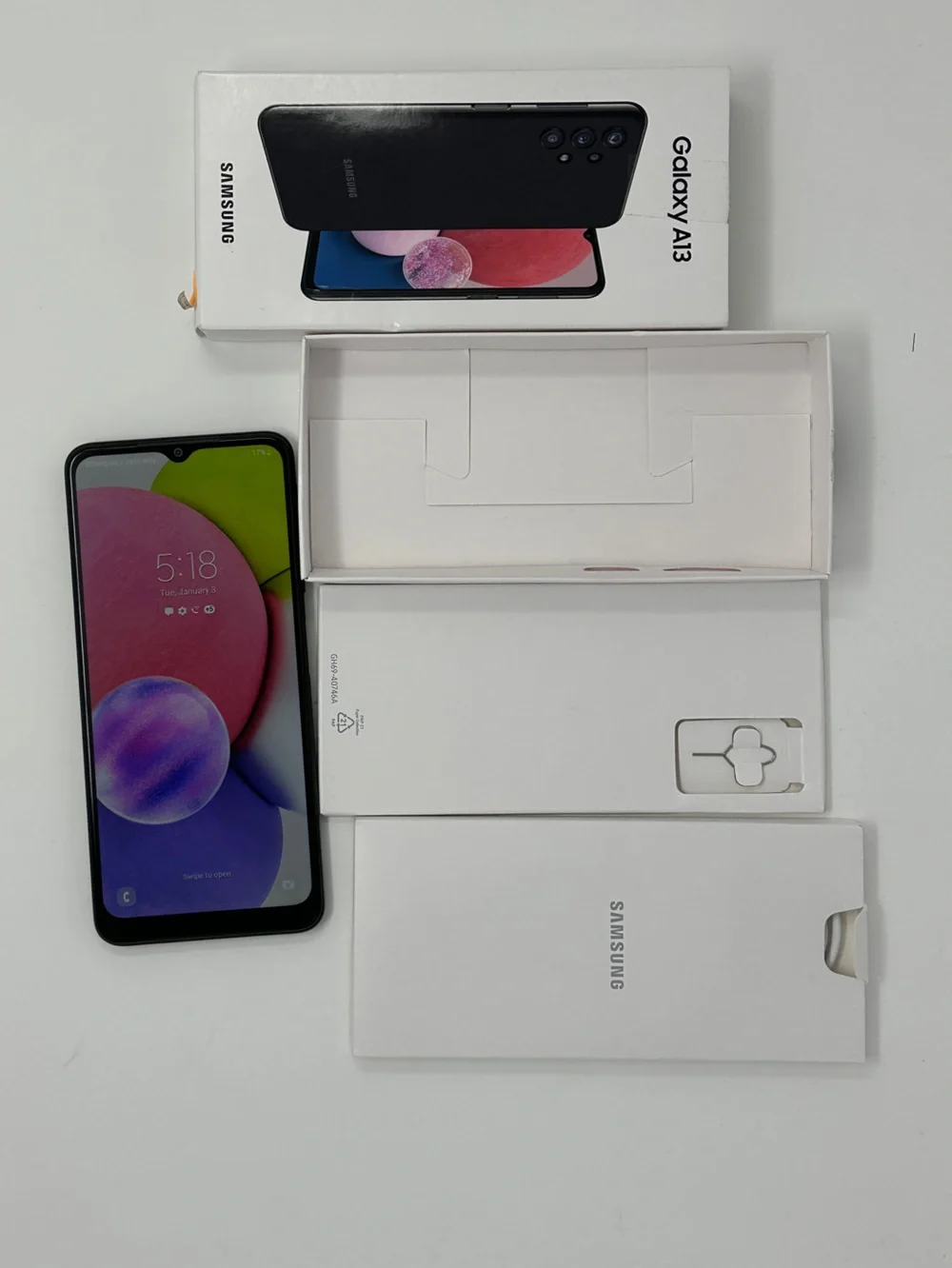 Samsung Galaxy A13 Black Verizon Smartphone + Box, charging cable, instructions